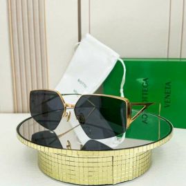 Picture of Bottega Veneta Sunglasses _SKUfw48552020fw